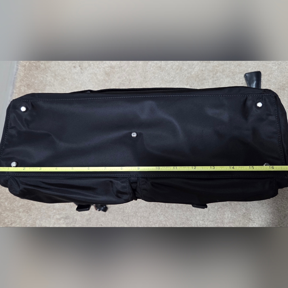 Tumi black weekender travel satchel - Picture 3 of 10